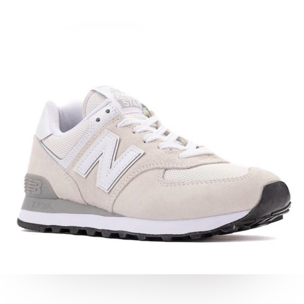 New Balance Women's Sneakers in Cream and White